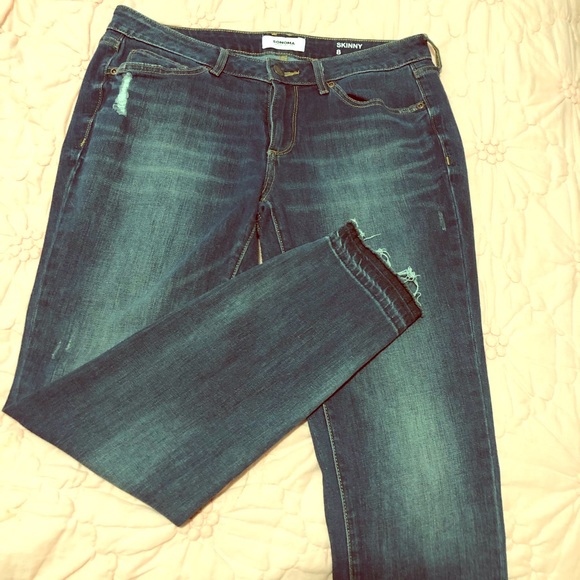 Sonoma Denim - Sonoma skinny jeans size 8 raw cut bottoms